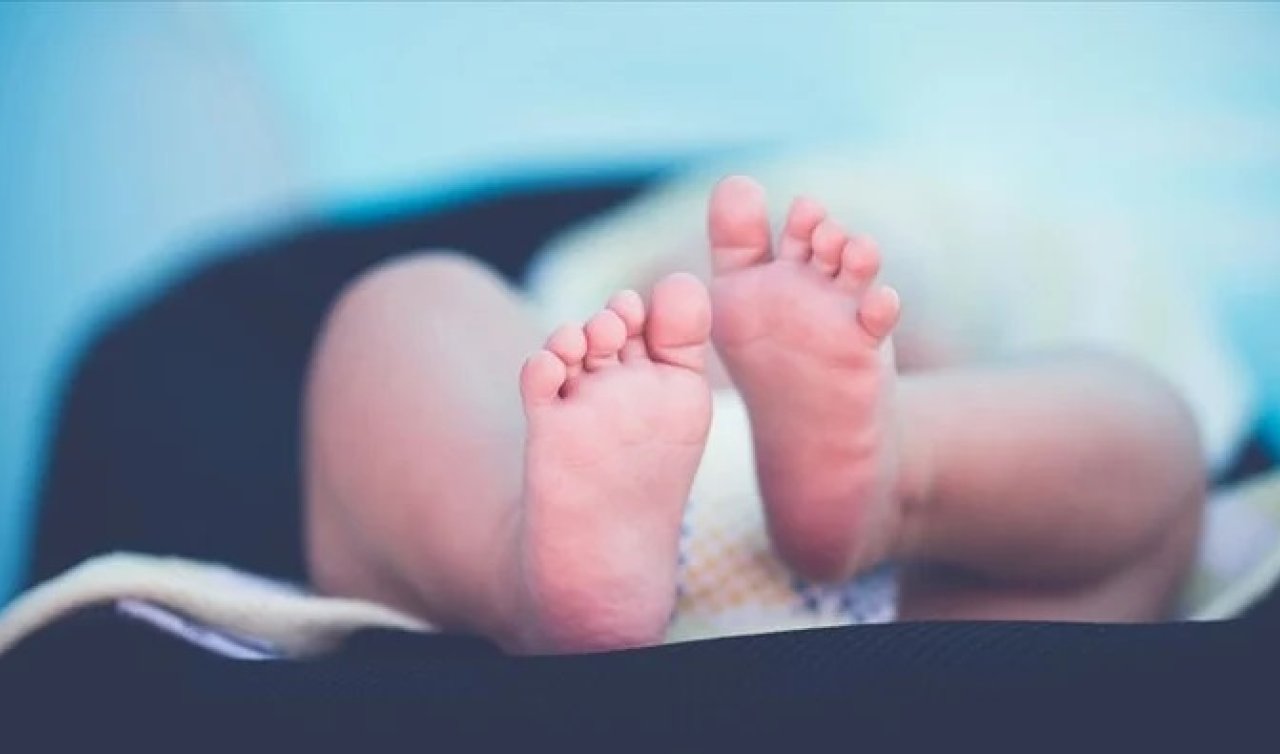 Arabada unutulan 16 aylık bebek öldü
