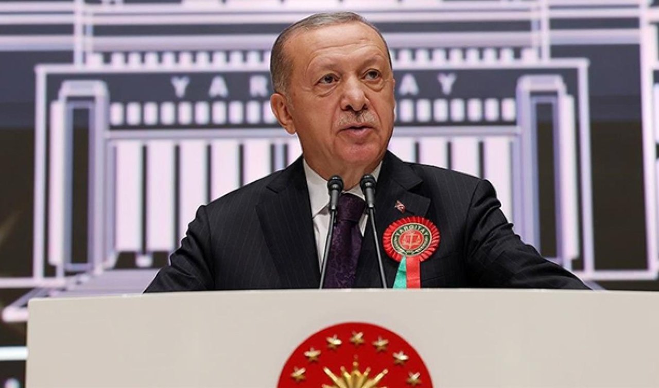 Cumhurbaşkanı Erdoğan’dan yeni anayasa mesajı