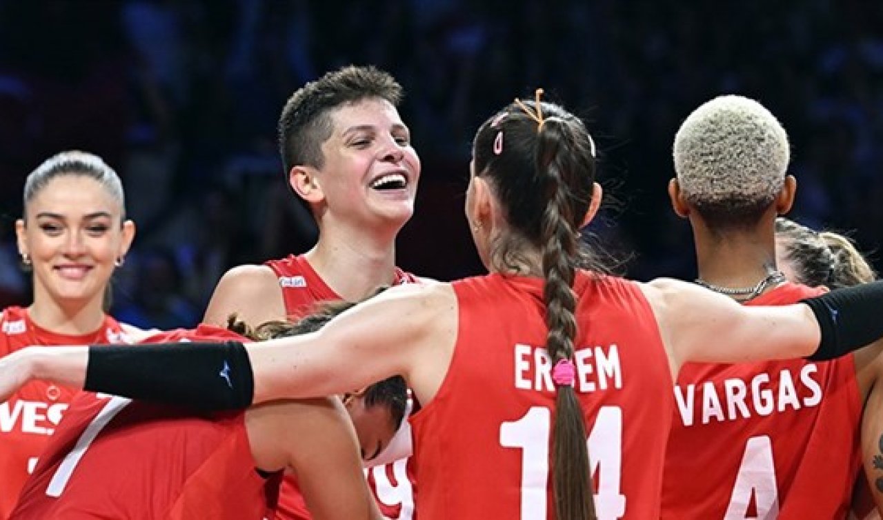  Sırp medyasından Filenin Sultanları’na övgü