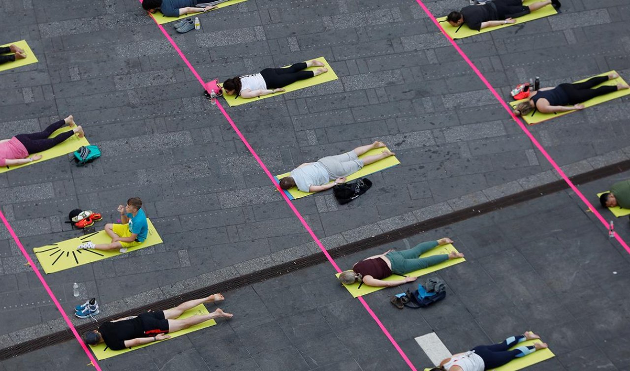 Yoga yapanları öldü sandı! Toplu katliam ihbarı yaptı