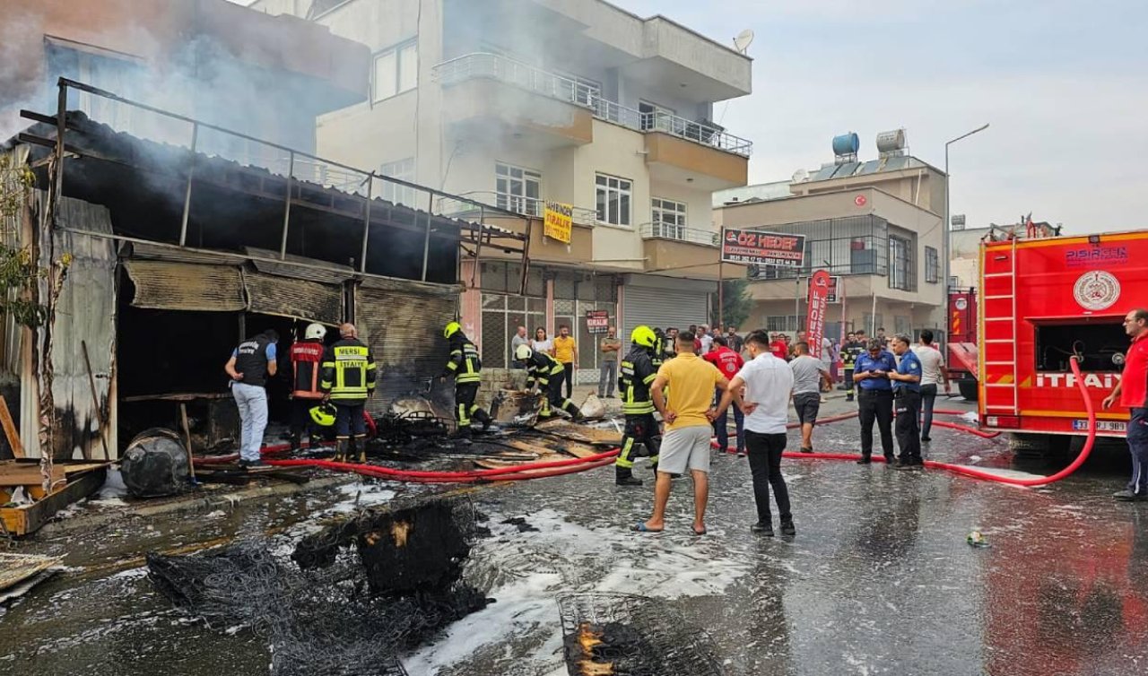 Mersin’de mobilya imalathanesinde yangın