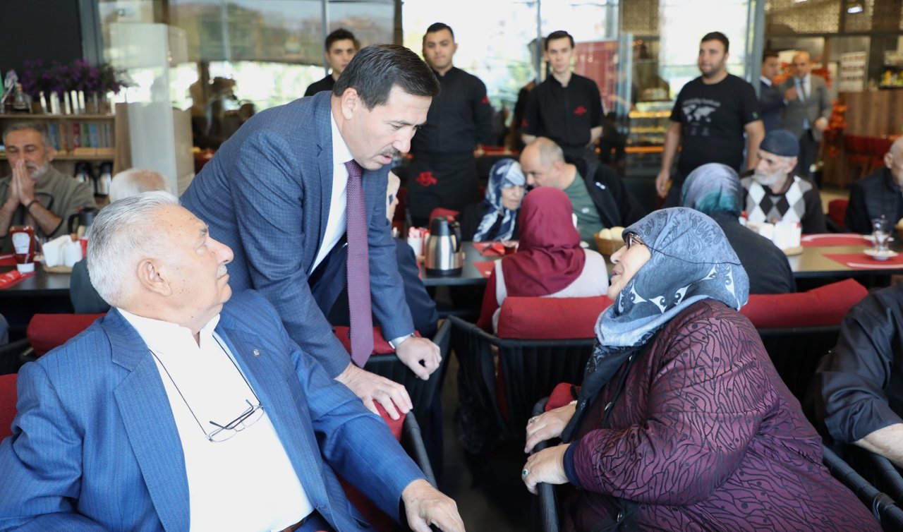 Başkan Hasan Kılca Alzheimer Gündüz Yaşam Merkezi’nin çınarlarıyla buluştu 