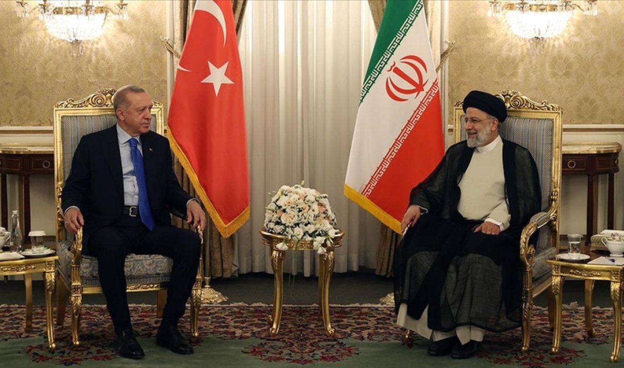 Cumhurbaşkanı Erdoğan İran Cumhurbaşkanı Reisi ile görüştü