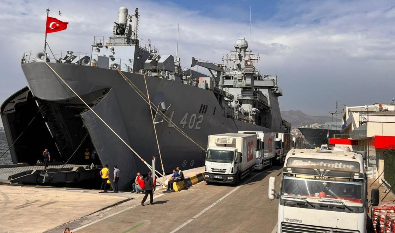 Yardım malzemeleri taşıyan TCG Bayraktar Libya’ya ulaştı