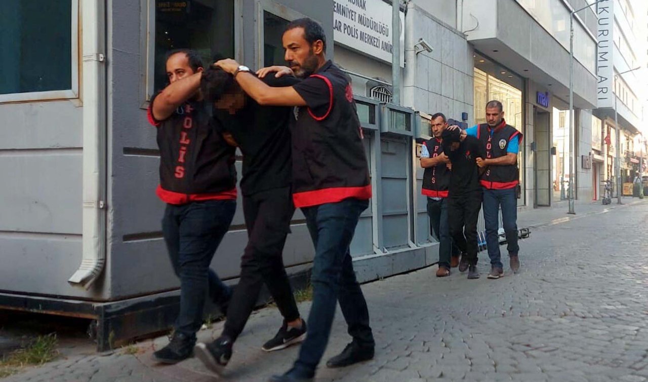  Kuran-ı Kerim’in yırtılıp yakılmasında sanığa 10 ay hapis cezası