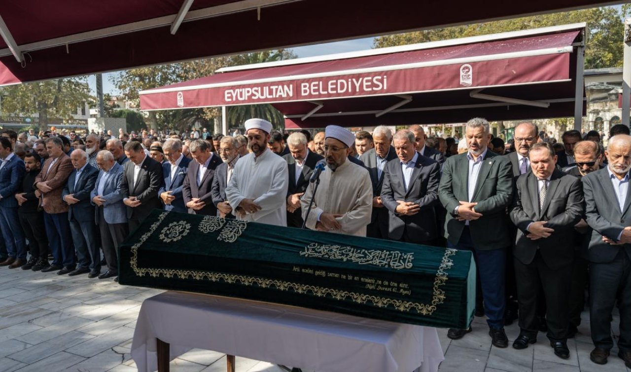  Mehmed Kısakürek son yolculuğuna uğurlandı