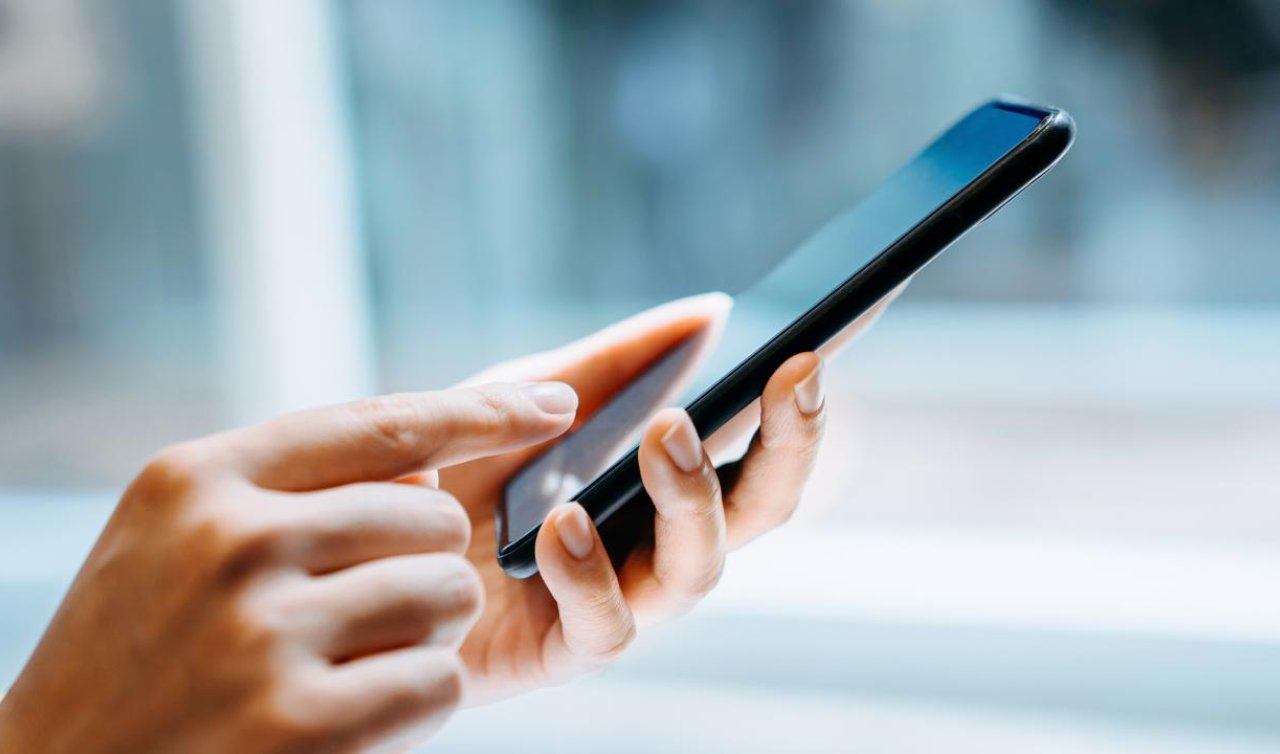 Öğrencilere müjdeli haber! Telefon ve bilgisayar desteği Resmi Gazete’de
