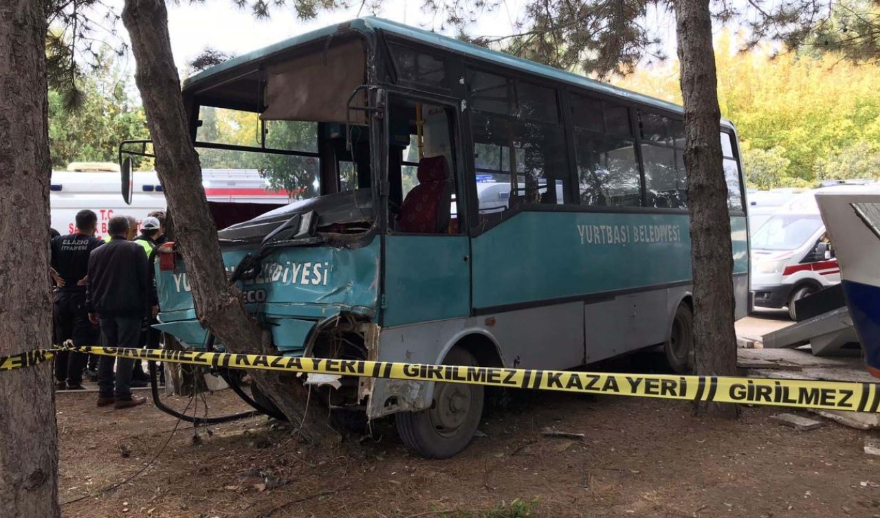 Freni patlayan midibüs iki araca çarpıp parka daldı: 16 yaralı