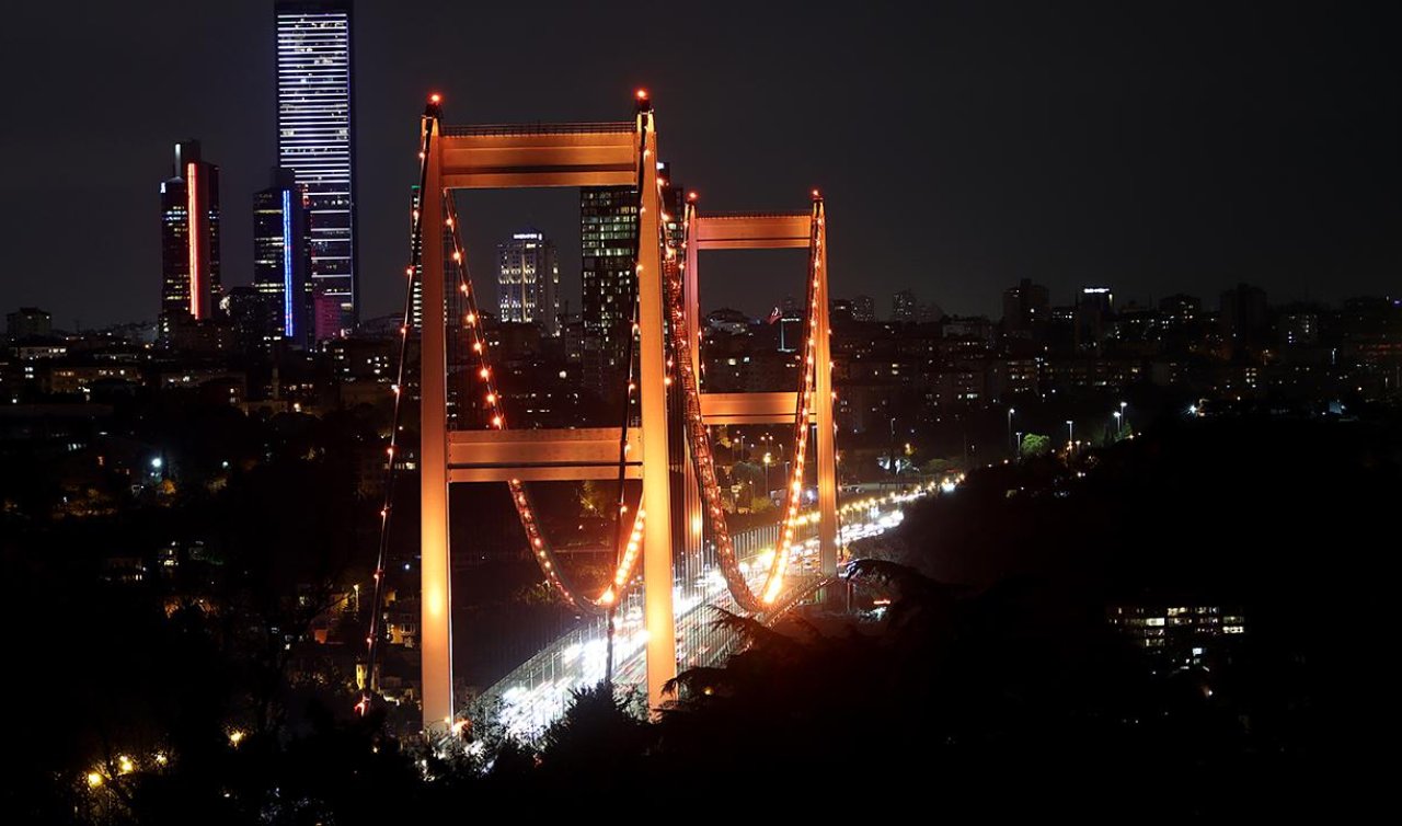 Köprü, bina ve anıtlar “turuncu’’ renge bürünecek