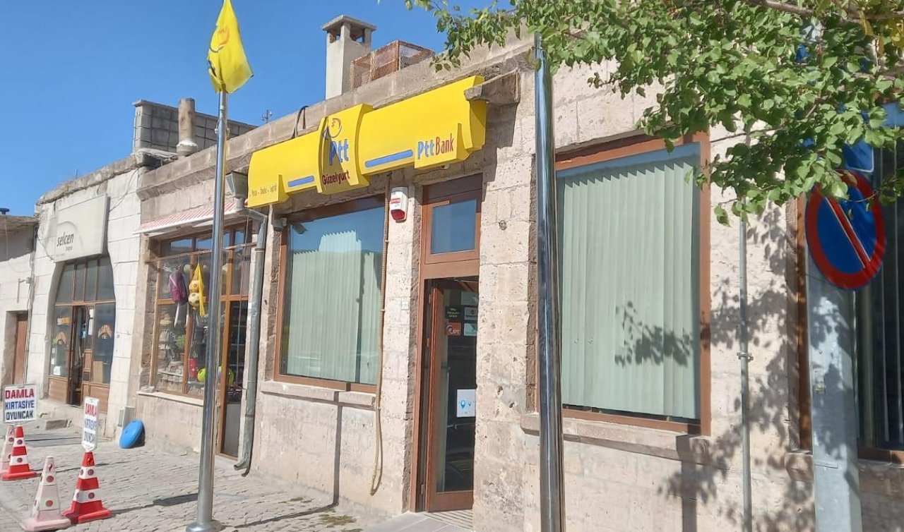 21 yıl önce yazdığı mektubu PTT memuru oğlu teslim aldı