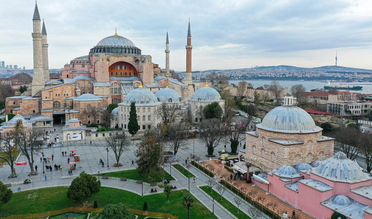 Ayasofya yabancı turistlere ücretli olacak