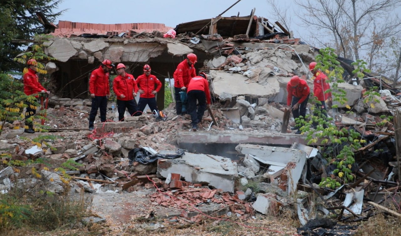 Ilgın’da arama kurtarma tatbikatı devam ediyor