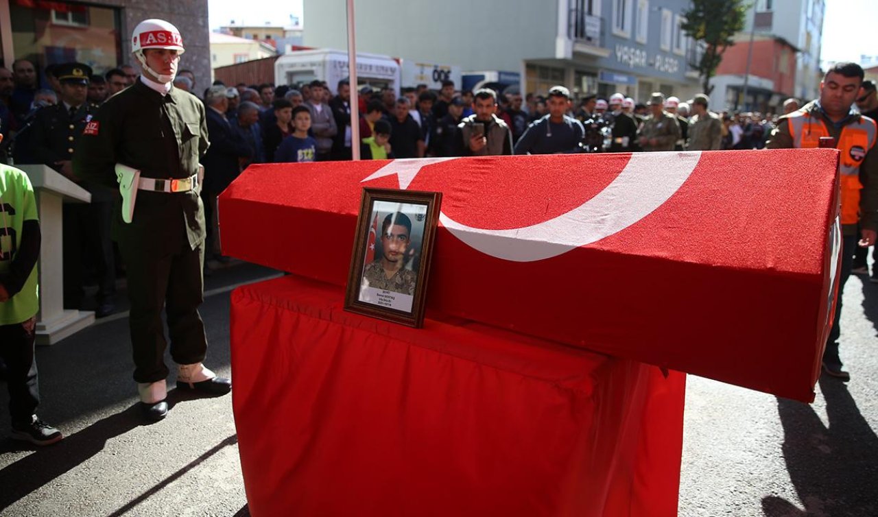 Şehit Er Samet Bektaş son yolculuğuna uğurlandı
