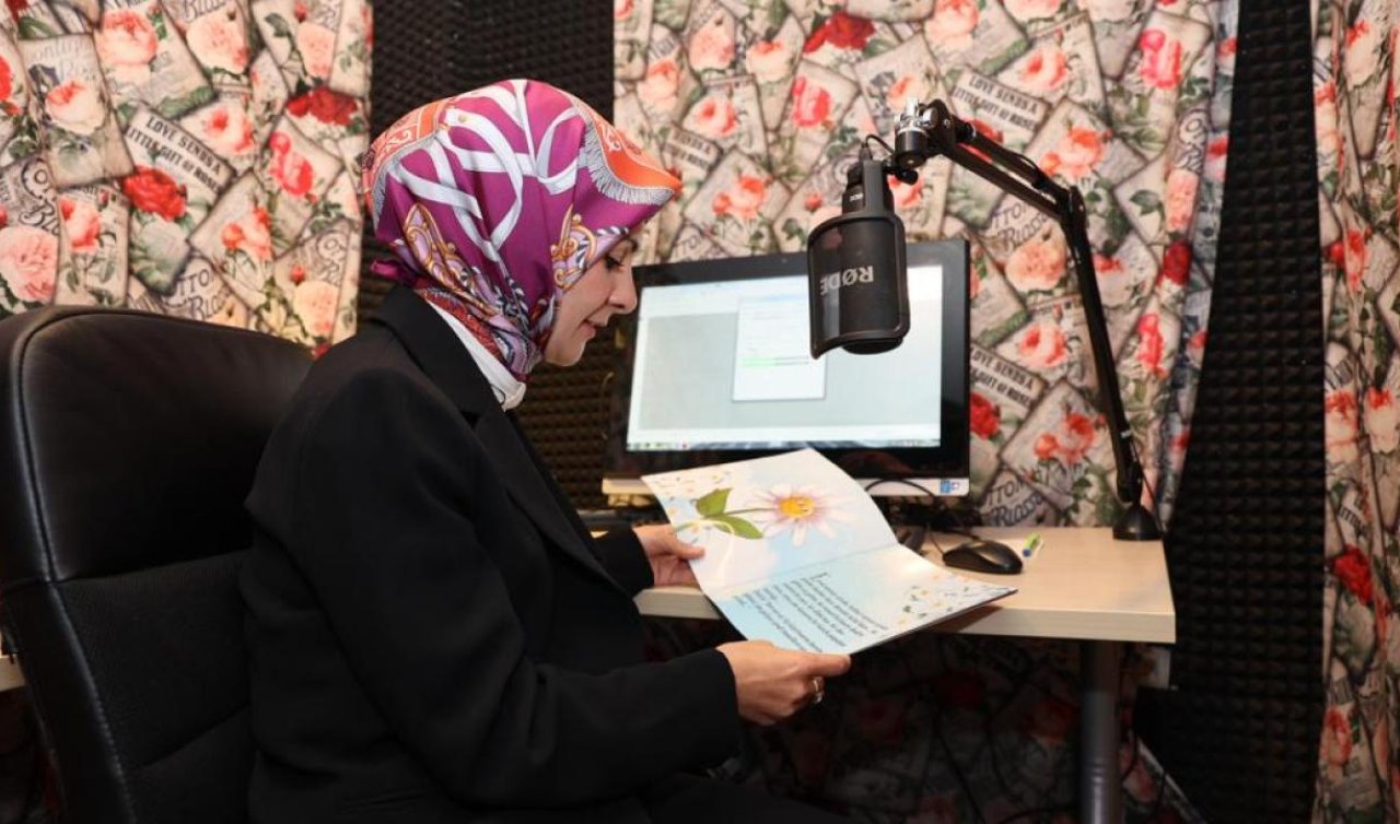 Bakan Göktaş çocuklar için kitap seslendirdi