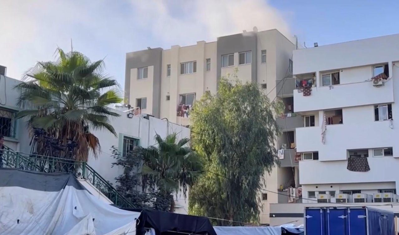 İsrail’in Gazze’deki Şifa Hastanesi’nin çevresini bombalaması sonucu 6 kişi öldü