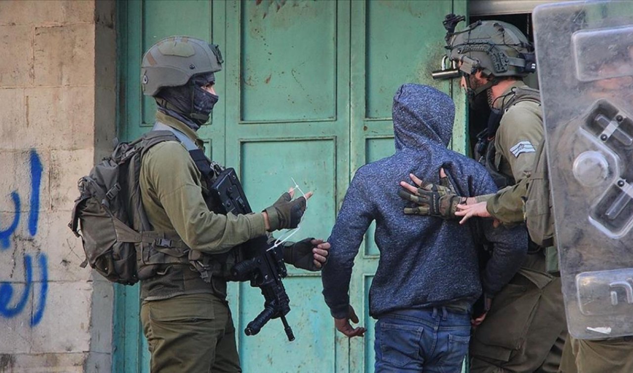 İsrail 20’den fazla Hamas mensubunu esir aldığını duyurdu
