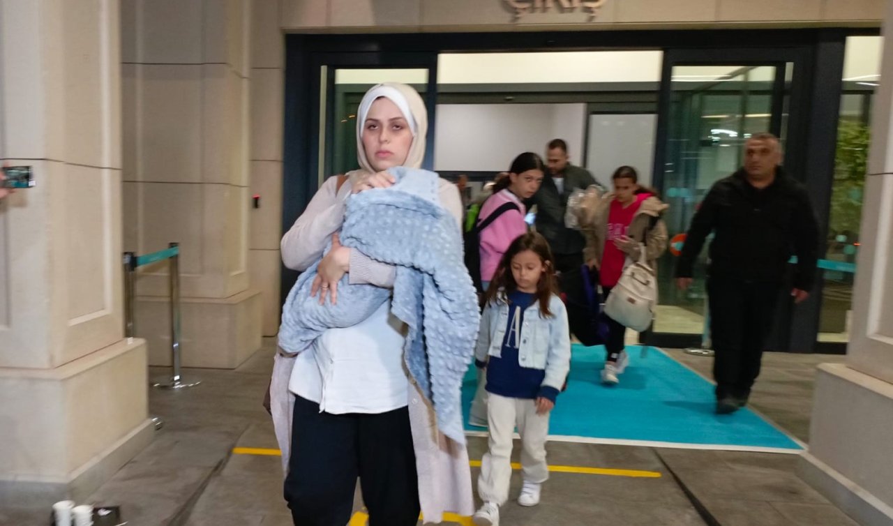 Gazze’den tahliye edilen 87 kişi Türkiye’ye getirildi