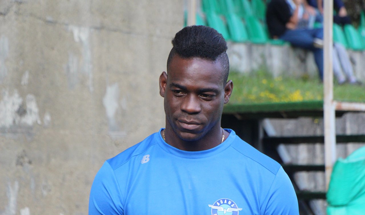 Balotelli İtalya’da trafik kazası geçirdi!