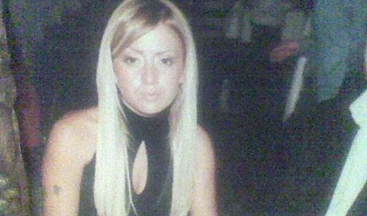  Evlat dehşeti! Annesini gözünü hiç kırpmadan bıçaklayarak öldürdü