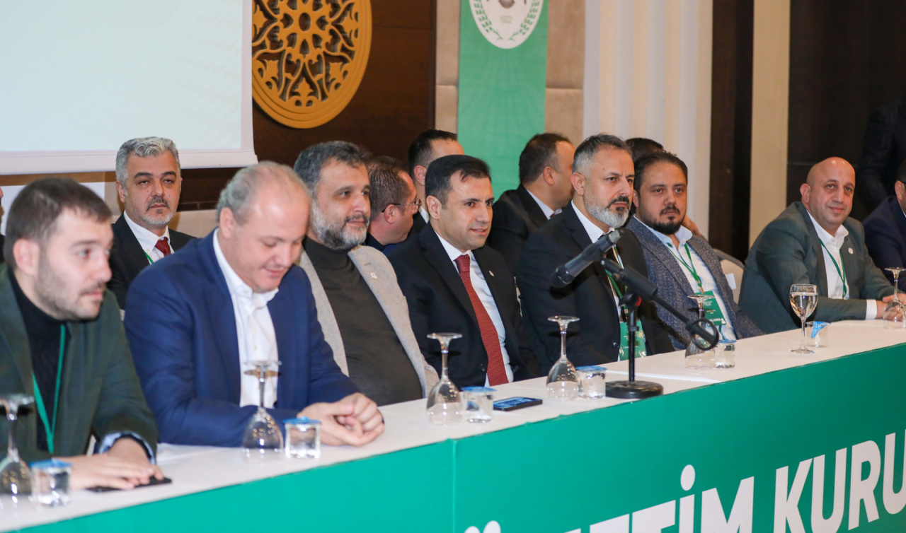 Konyaspor’un borcu ne kadar? Eski başkan Özgökçen açıkladı