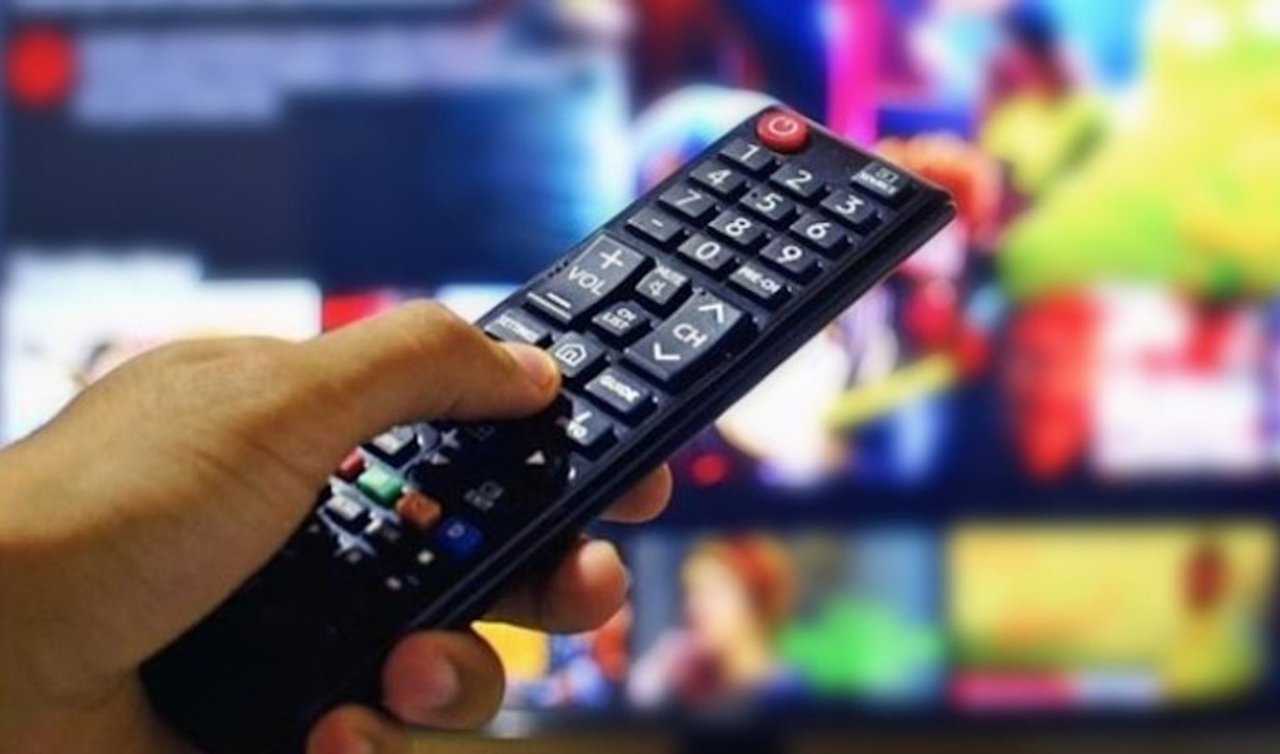 8 Aralık 2023 TV Yayın Akışı: Televizyonda bugün ne var?