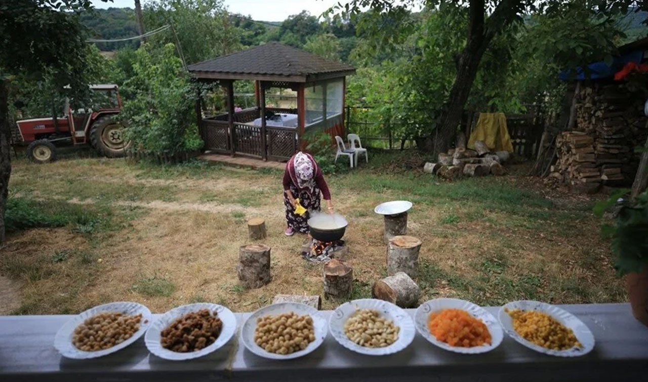  Konya Usulü Aşure Nasıl Yapılır? Bu tarifle aşure yapmak çok kolay! İşte tarifi ve malzemeleri