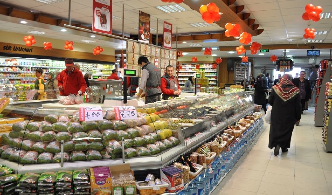 Konyalılar fırsat sizi bekliyor! Bu markette et ve süt ürünleri indirimde: ACELE EDİN! 