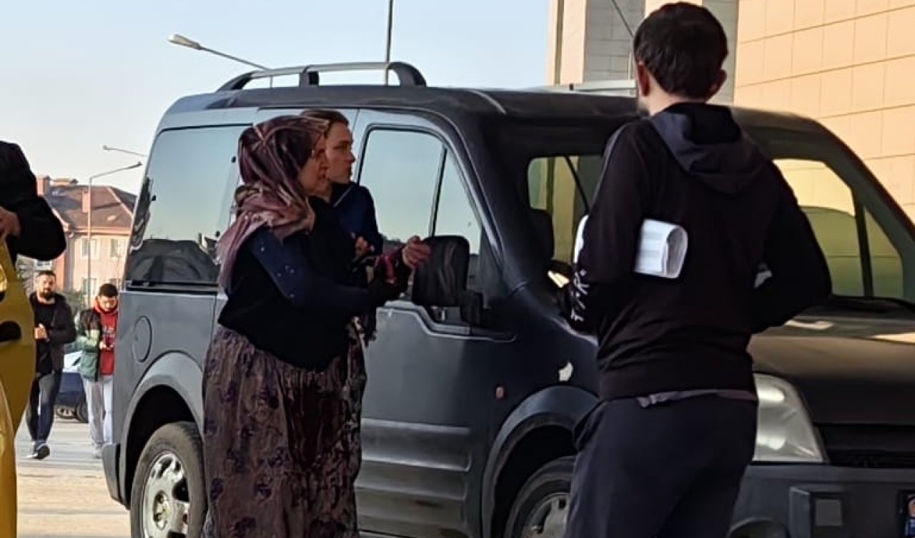 Motorlu testere ile odun keserken kendisine yardım eden eşinin kolunu kesti! 