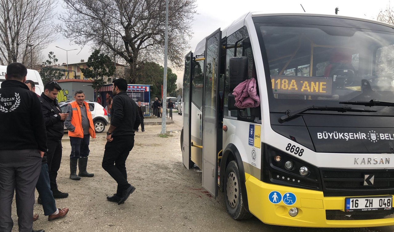 Zihinsel engelli çocuk kendisini otobüsten indiren şoförü bıçakladı