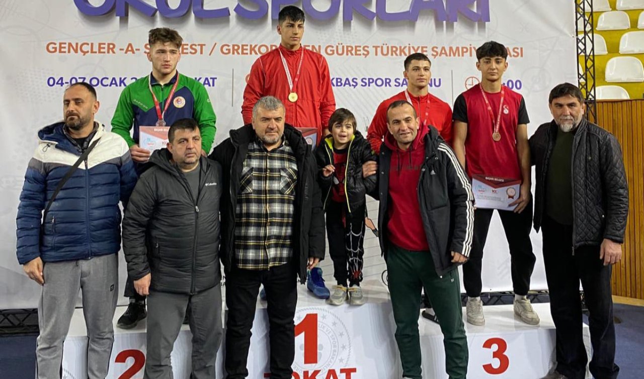 Güreş Türkiye Şampiyonası’nda yer alan Konyalı sporcular müsabakalara damga vurdu