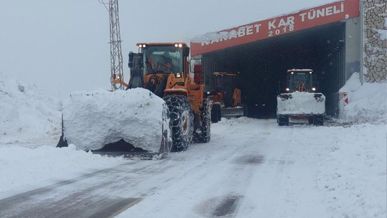 Van Karabet Tepesi Kar yağışı