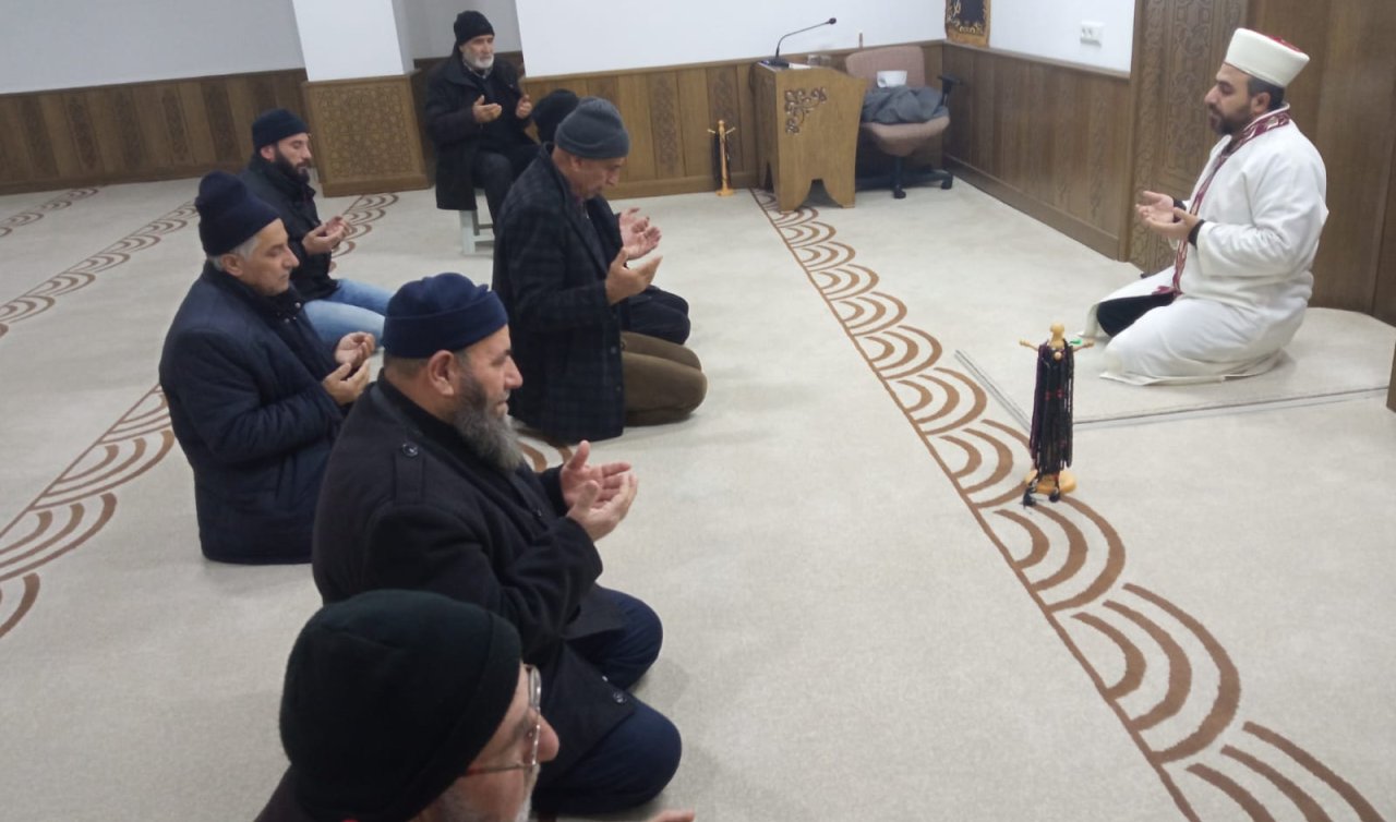 Kulu’daki 83 Cami’de şehitler için dua edildi