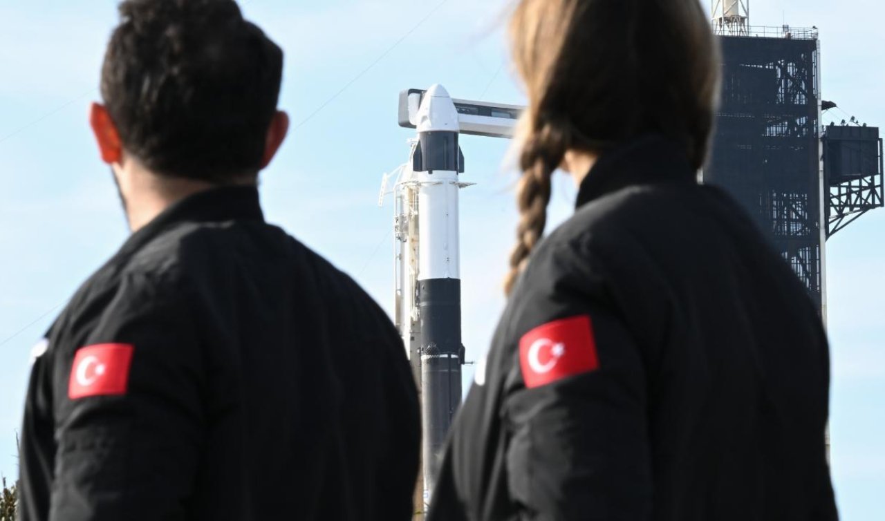 Bakan Kacır: Türk çocuklarının ve gençlerinin hayallerini uzaya götürüyor