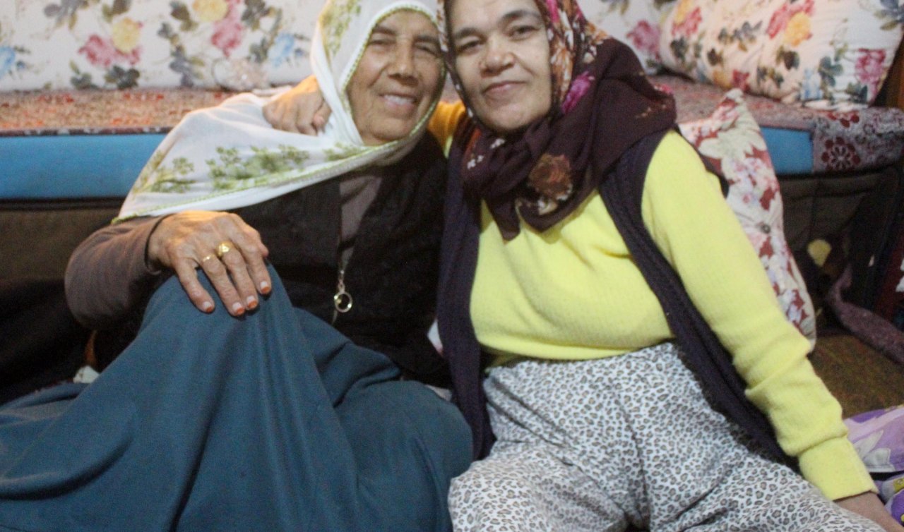 84 yaşındaki anne  48 yıldır engelli kızına bakıyor