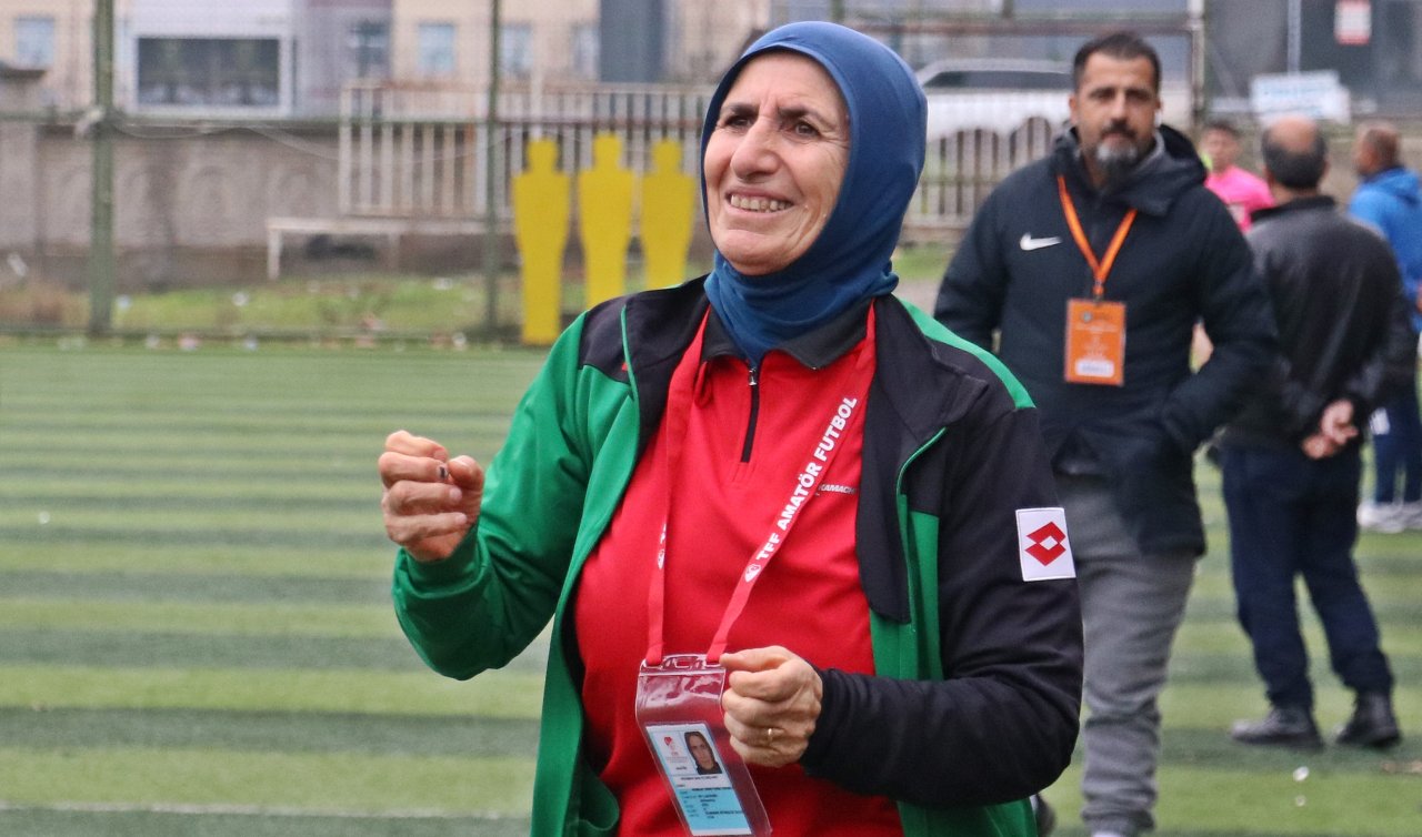 48 yaşında futbolcu antrenör olan Azize kadın takımının başına geçti