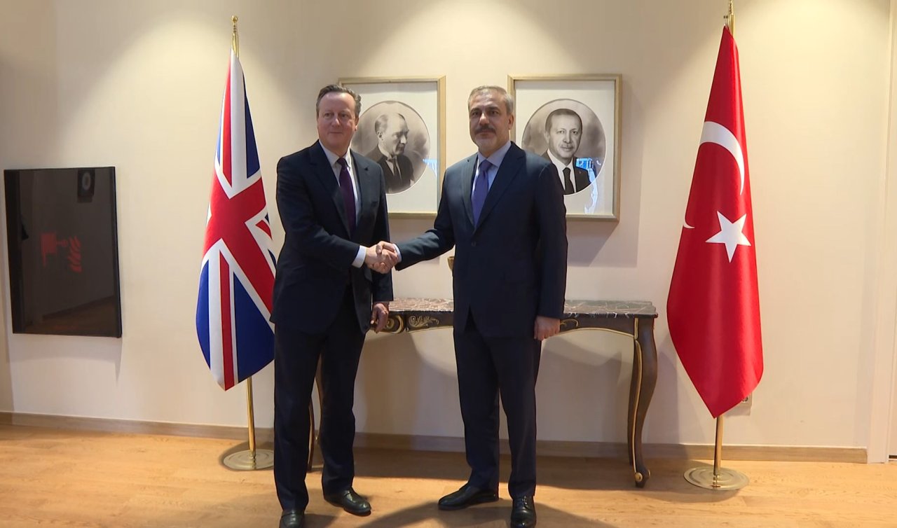 Dışişleri Bakanı Fidan İngiltere Dışişleri Bakanı Cameron ile görüştü