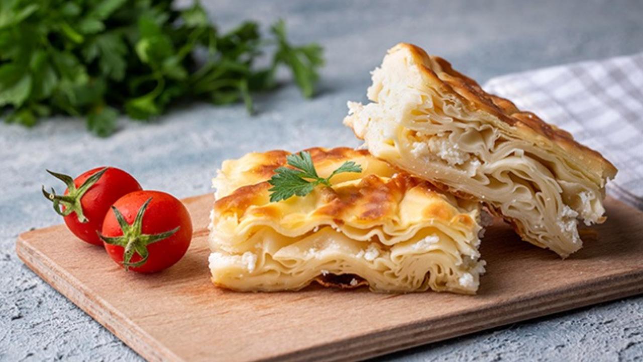 PEYNİRLİ BÖREK