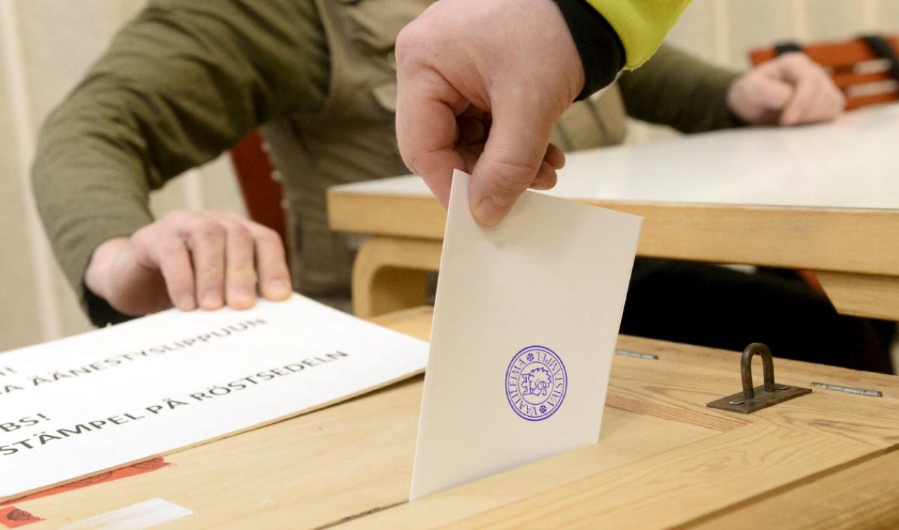 Finlandiya’da halk cumhurbaşkanını seçmek için sandığa gidiyor
