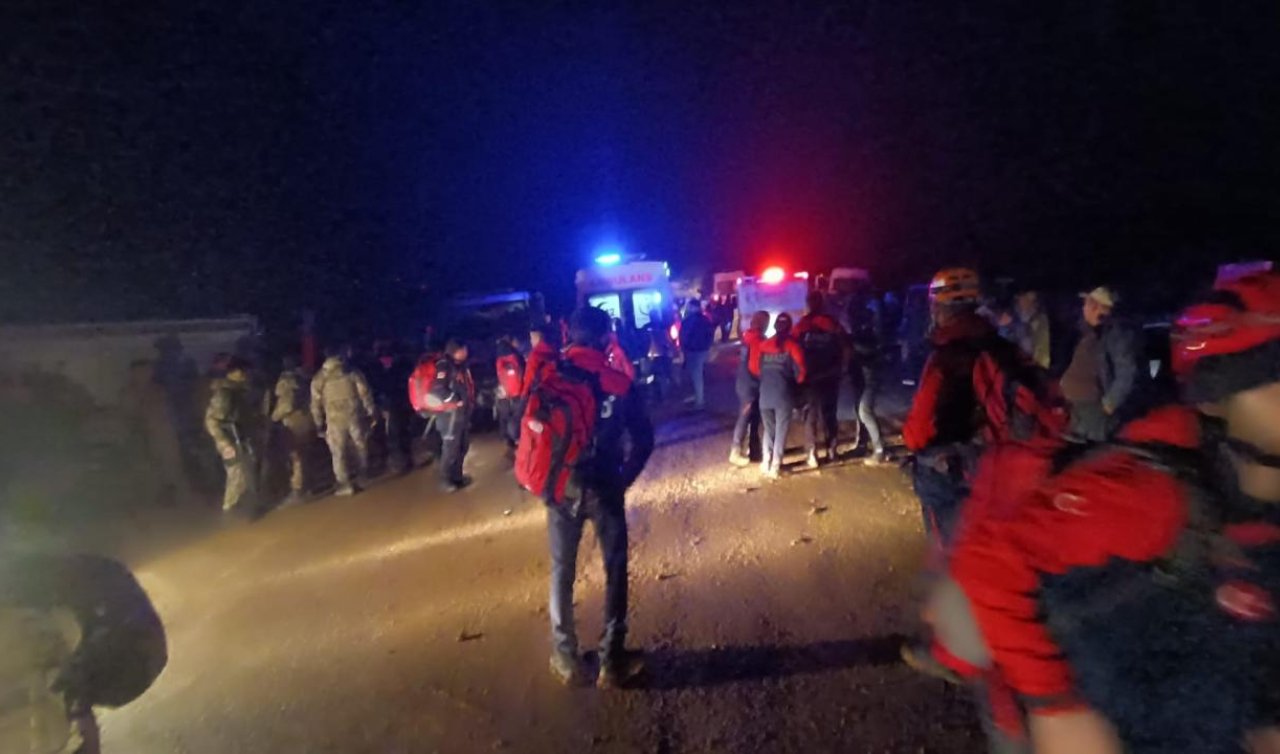 Bakanlardan helikopter kazasında şehit düşen pilotlar için taziye mesajı