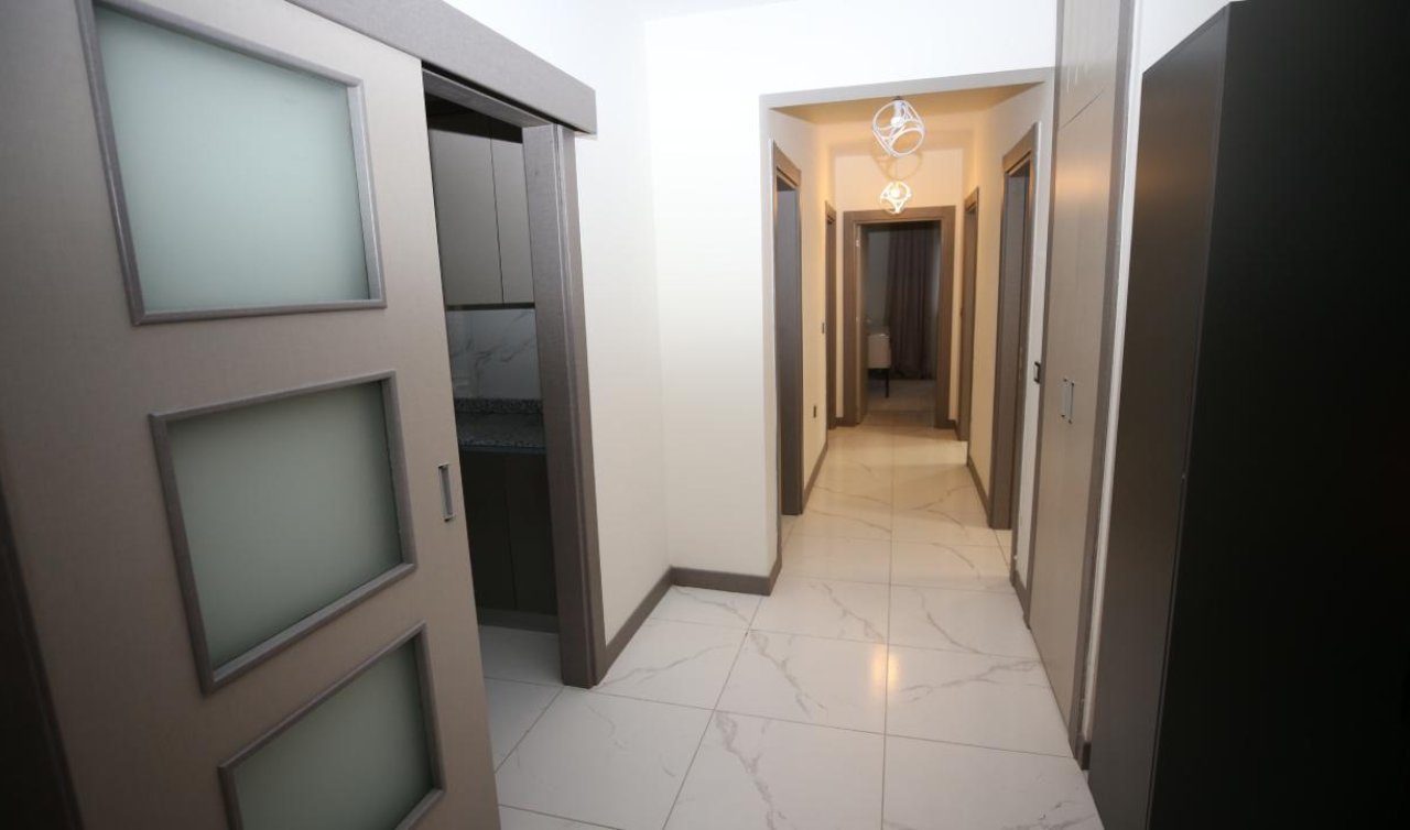 Depremzede ev sahibi ve kiracılara yaklaşık 1,5 milyar liralık destek