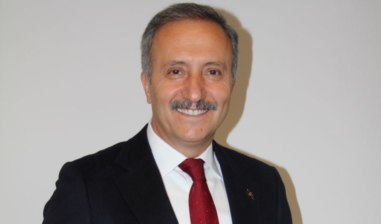 Aziz Yeniay kimdir? AK Parti Küçükçekmece Belediye Başkan Adayı Aziz Yeniay kaç yaşında, nereli?