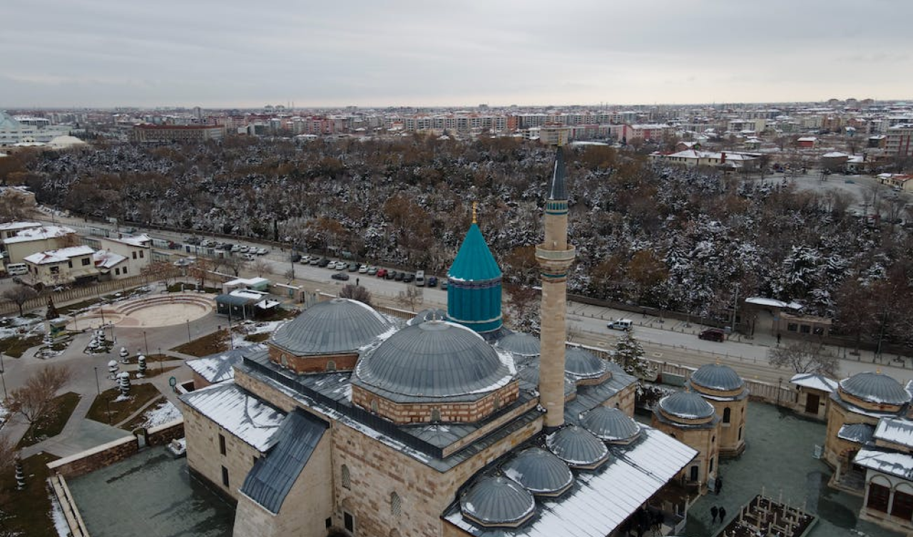 Konya’da Pratik Yaşam Arayanlar İçin: 1+1 Eşyalı Kiralık Daire Rehberi