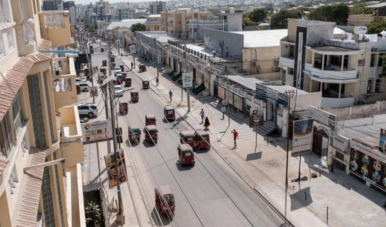 Somali’nin başkentinde maske ve şapka yasaklandı