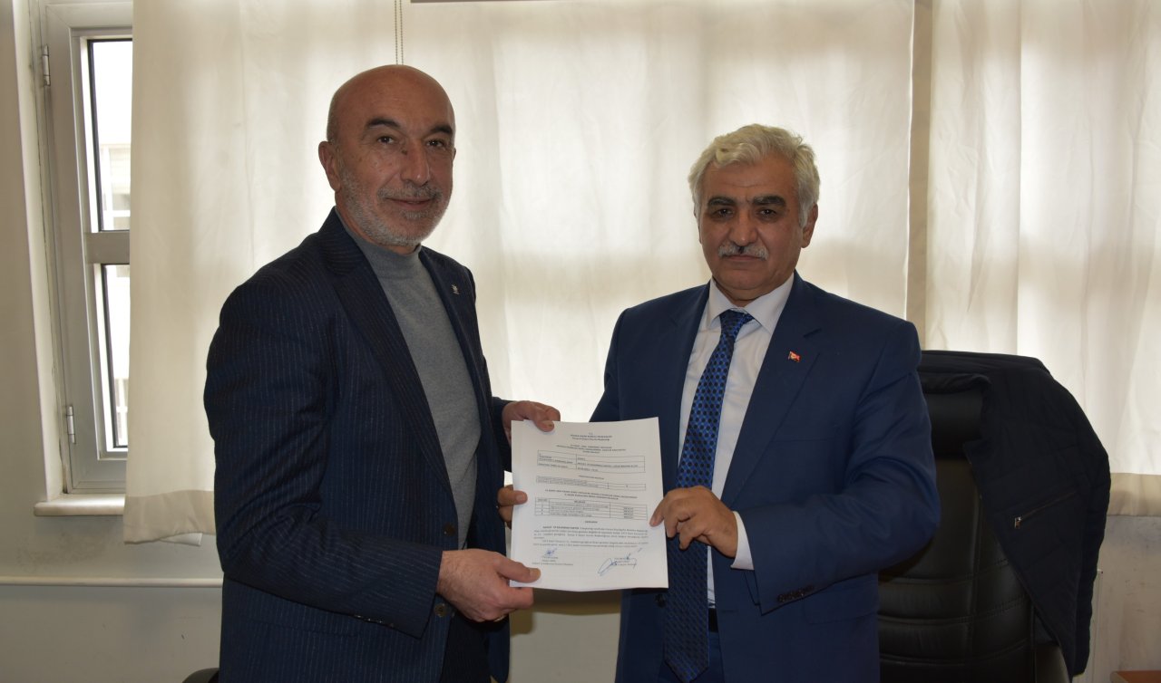 Konya’da Cumhur İttifakı 31 ilçenin başkan adaylarının listesini il seçim kuruluna sundu