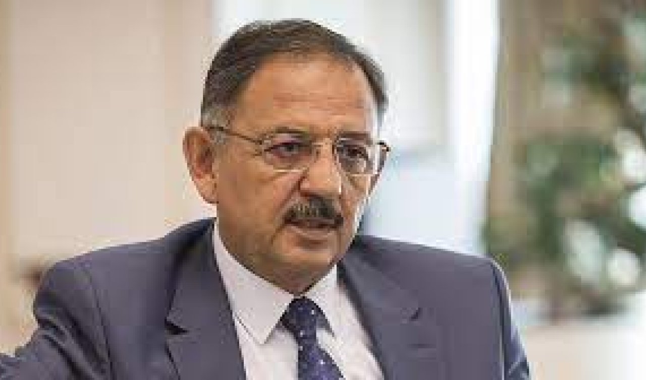 Bakan Özhaseki: Bütün konutlarımızı teslim edene kadar buradayız