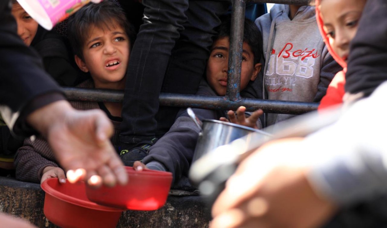Hamas: Dünya Gıda Programı’nın çalışmalarını durdurması Gazze’nin kuzeyindeki acıları büyütecek
