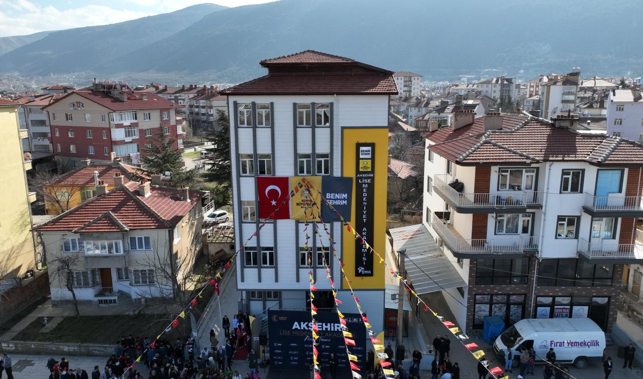Akşehir Lise Medeniyet Akademisi Bakan Göktaş’ın katılımıyla açıldı