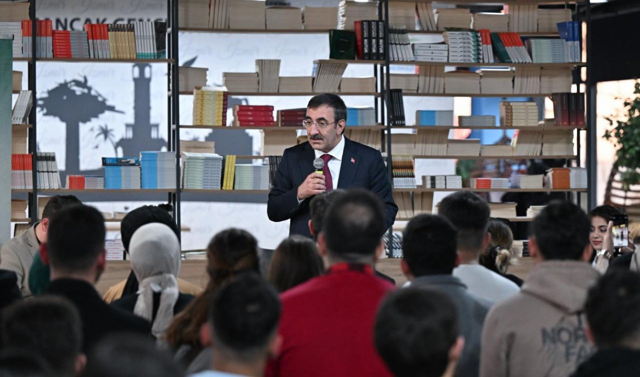 Cevdet Yılmaz: Dünyayla rekabet edebilecek bir gençliğimiz olsun istiyoruz