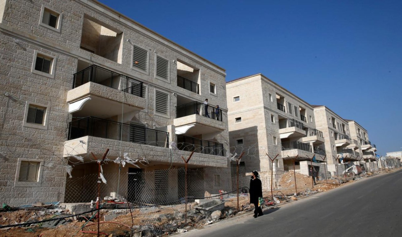  Yahudi işgalciler Batı Şeria’da yeni bir “kaçak yerleşim birimi’’ kurdu