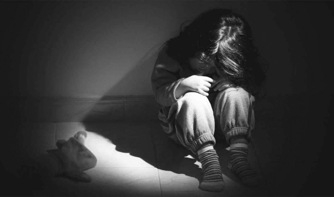 Her detayı mide bulandırıyor! 3 yaşındaki çocuğa cinsel istismar ve eziyet eden sanığa 35 yıl hapis cezası